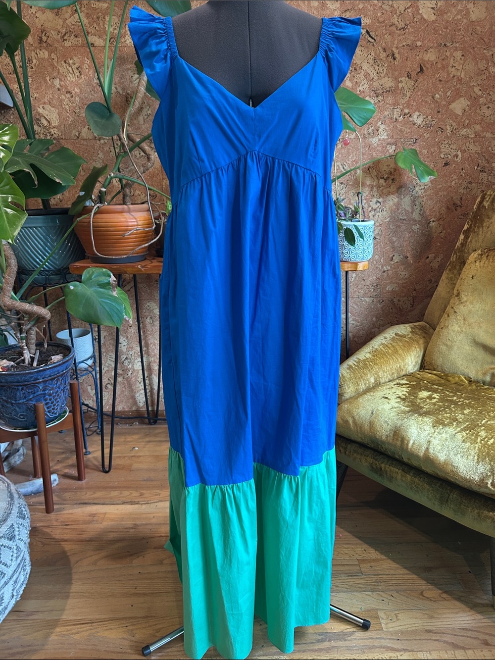 Donna Morgan Royal Blue and Teal Colorblock Maxi Dress